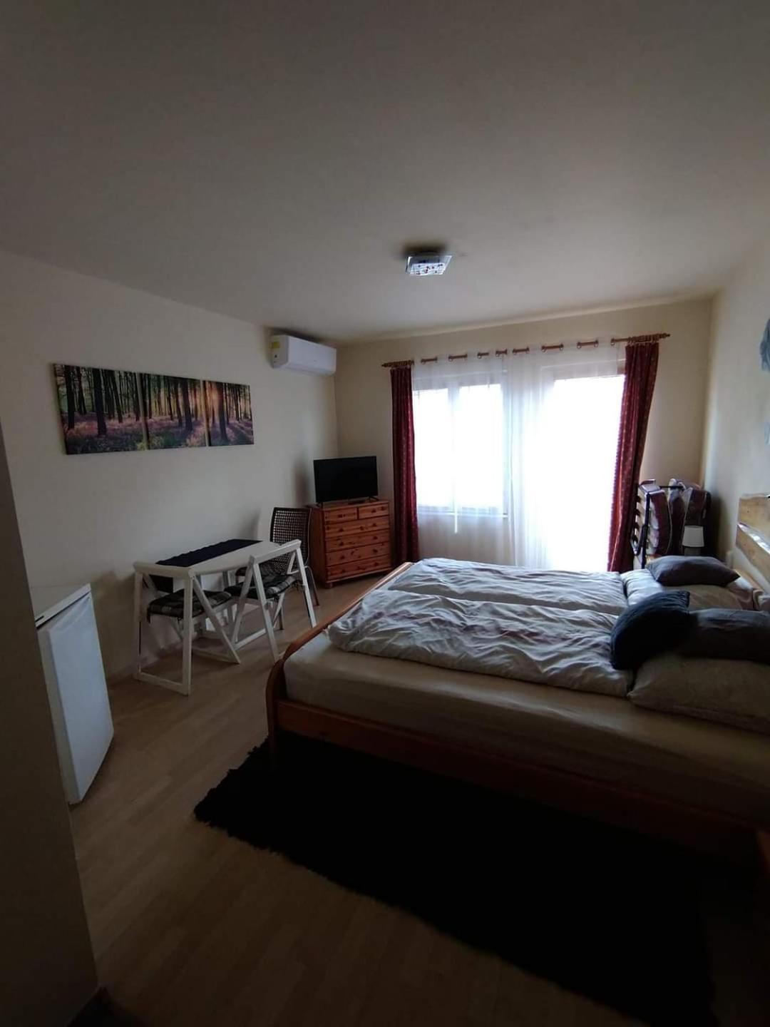 Liliána Vendégház Balatonfůzfő Habitación foto